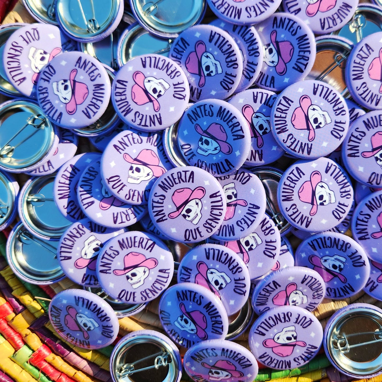 Antes Muerta Que Sencilla Pin-Back Button