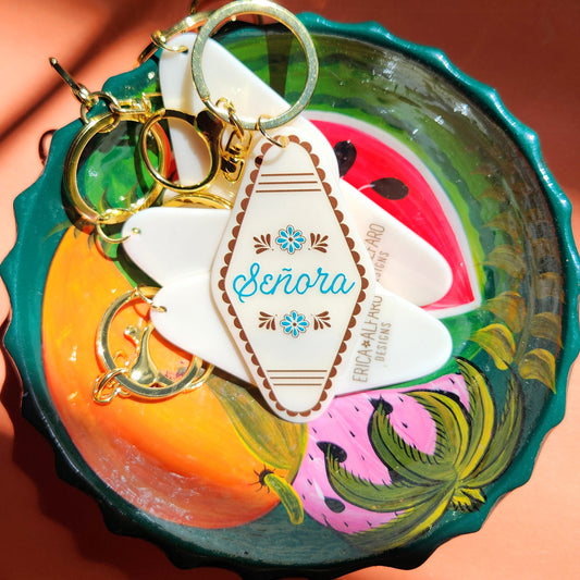 Señora Cream Acrylic Motel Keychain